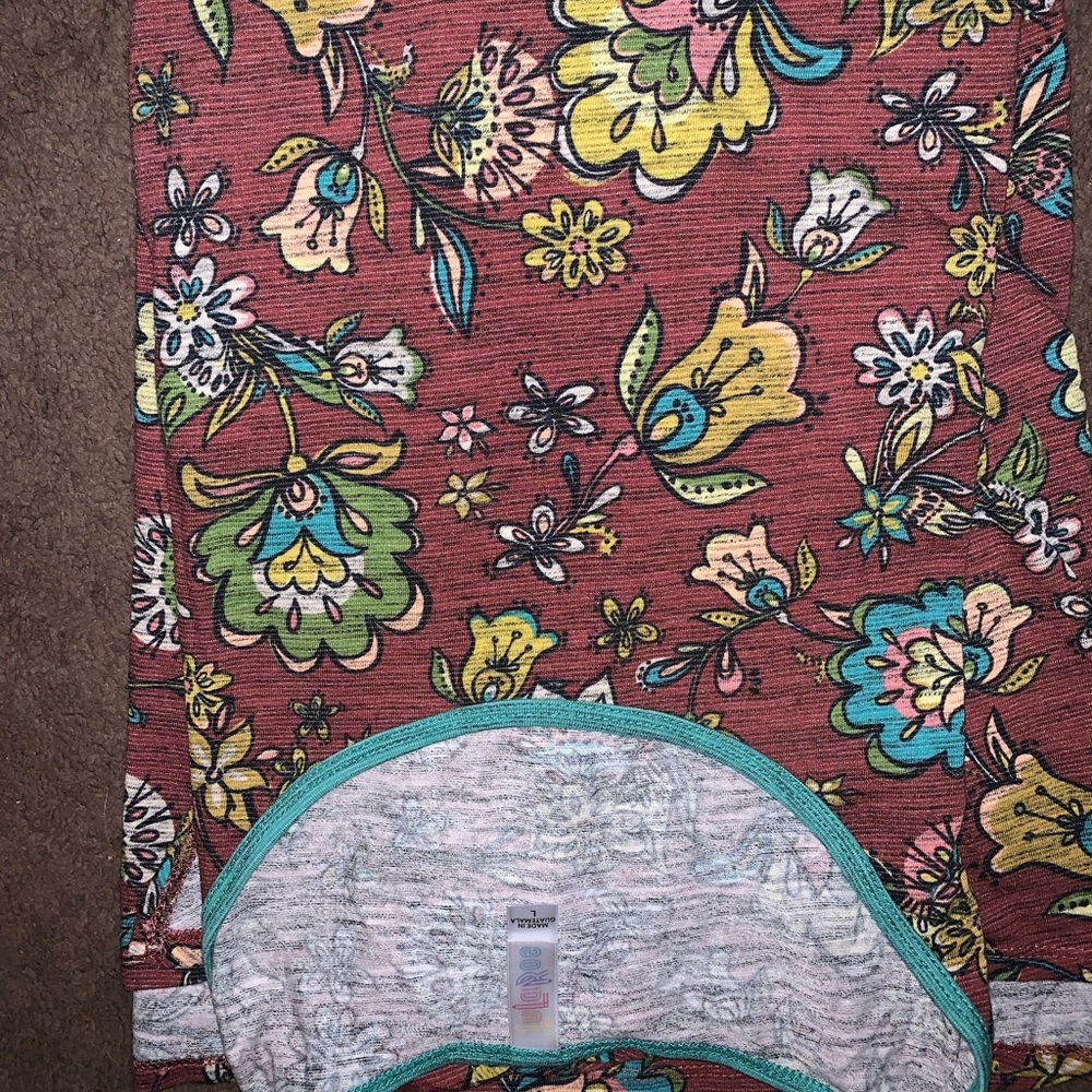 LuLaRoe Perfect Tee
